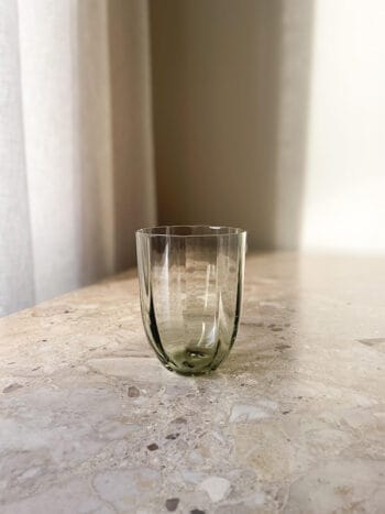 Straight glas olivegreen Anna Von Lipa