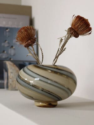 Mini twirl vase neutral